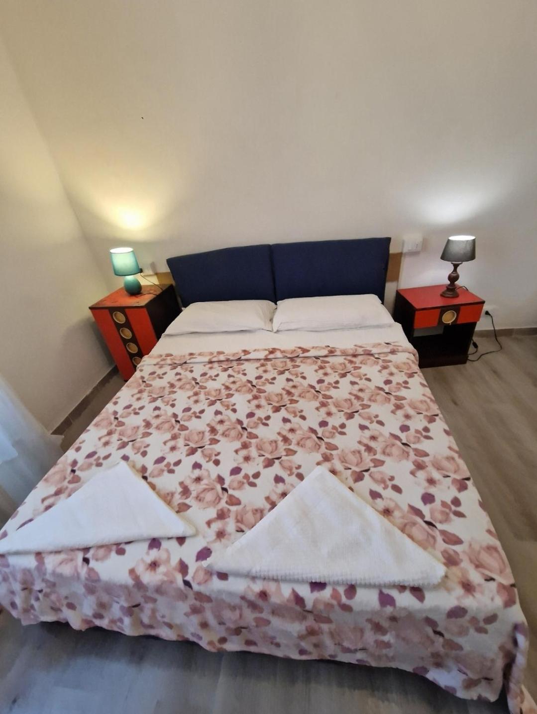 Room In The City Center - Stanza In Centro Citta Milano Dış mekan fotoğraf